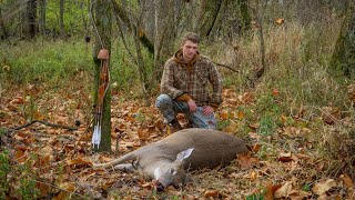 Traditional Bowhunting  Whitetail Hunting with a Recurve [upl. by Feodore]